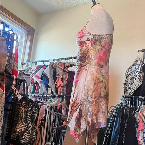 Floral Handkerchief long Hem Tank Top - Multicolor - Picture 4 of 5